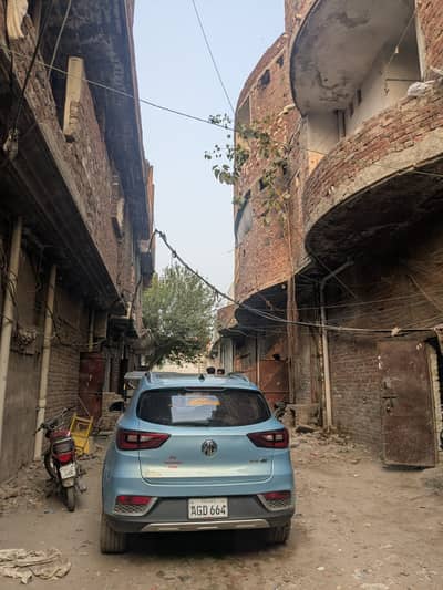 Hall On First Floor Ideal For Embroidery machine/ Stiching Units/Call Center/Office etc