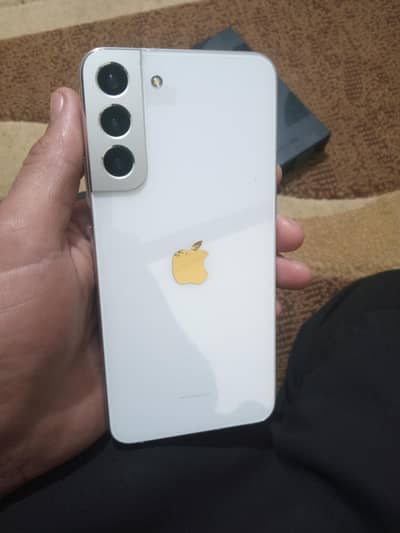 Samsung  s22 plus box 10/10 8 ram 256 rom new mobile dubai import