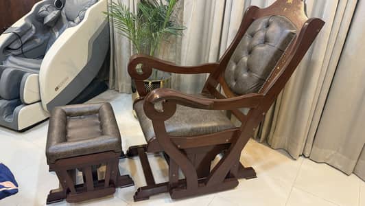 recliner / easy chair