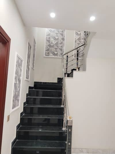 5 Marla Brand New House Available For Sale