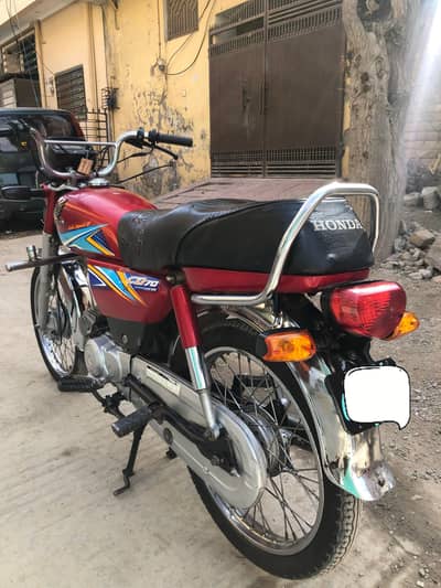 Honda cd 19 mdl ha totally genuine bike ha  seal pack engine