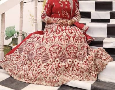 Heavy Bridal Lehenga for Sale – Red & Gold (Excellent Condition)