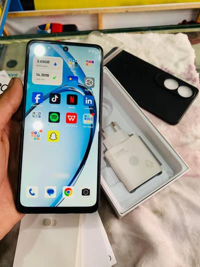 oppo a60 8/256 with box 03046960184