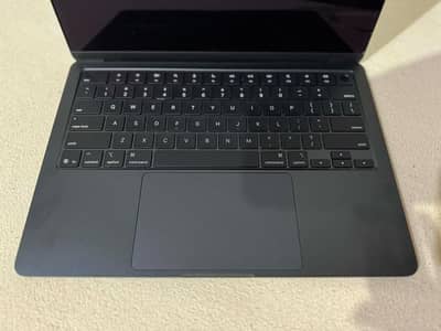 Macbook Air M4 13inch 16GB 256GB