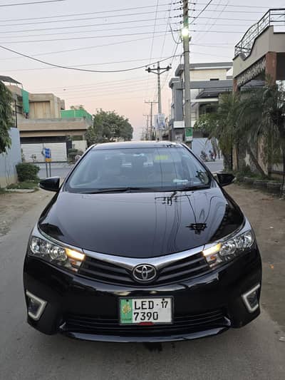TOYOTA ALTIS 1.6 2017 BEAUTIFUL CAR