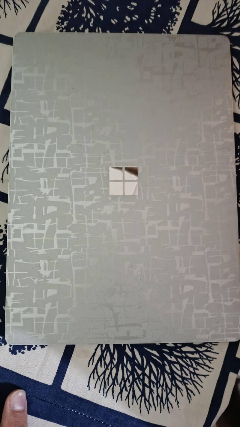 Microsoft Surface Laptop 2 1