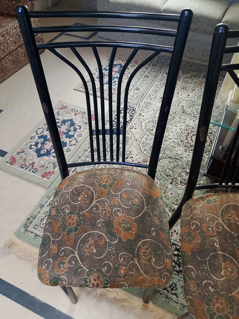 dining table with chairs 3