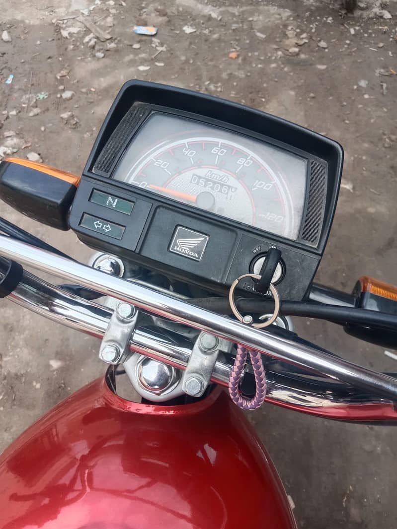 بہت اچھی بائیک 0