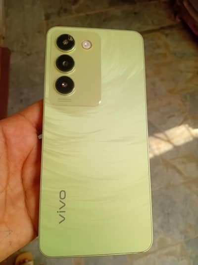 10 by 9 condition mobile phone charger original