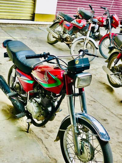 Honda 125 13 model for sell