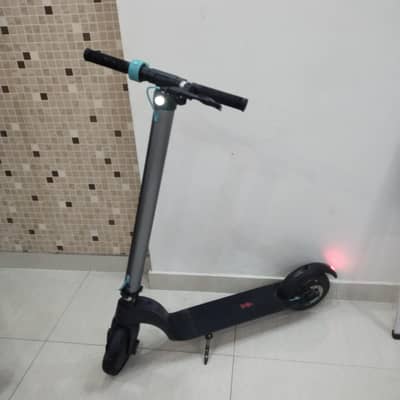 Electric scooty