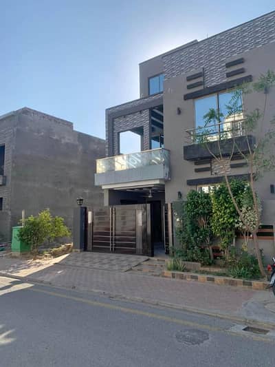 10 Marla House Available For Rent In Block B, Citi Housing Sialkot