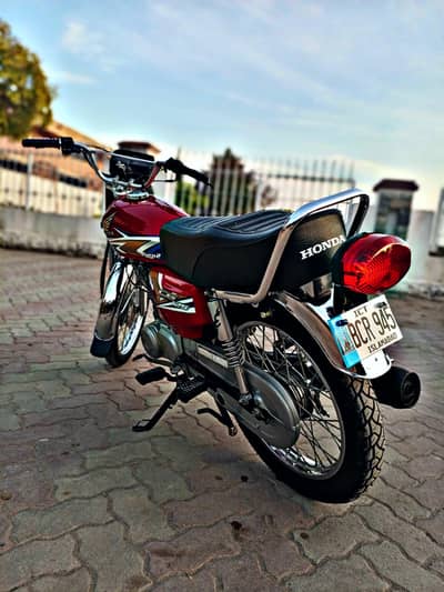 All Doucment Available One handed use All ok  Good Condition