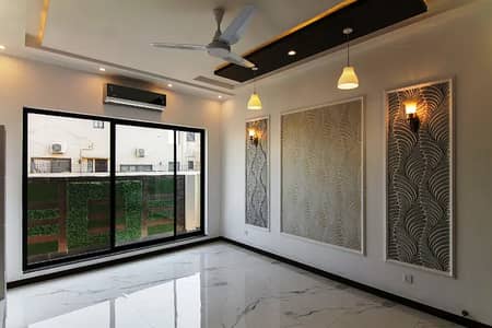 1 Kanal Corner House Ground Floor Back Portion with Separate Entrance | Eden City C Block