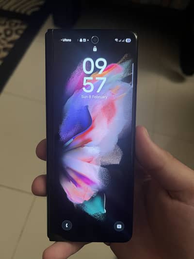 Samsung Galaxy Z Fold 3