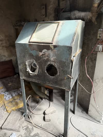 Air compressor and sand blasting machine