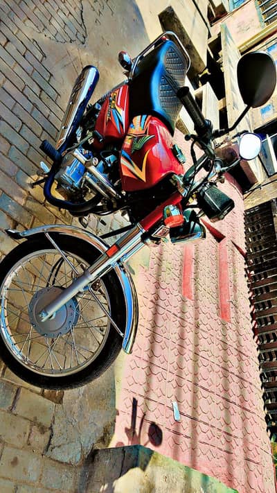 Honda CG125CC red colour