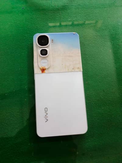 Vivo Y400