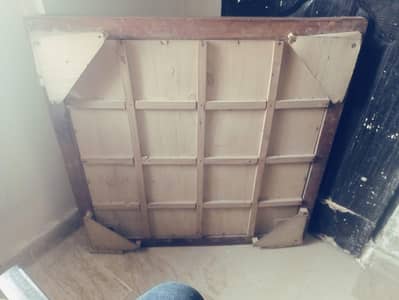 Carrom Board Wooden Good Condition