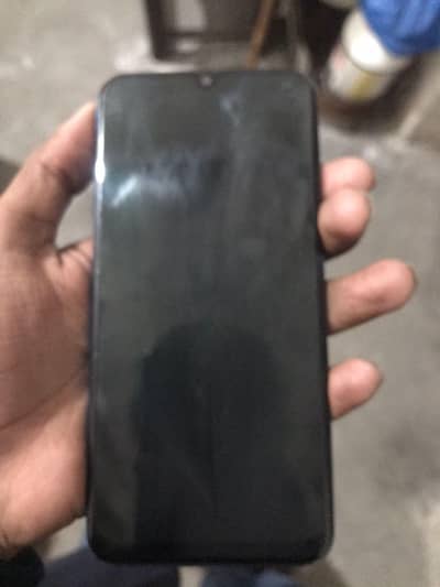 Samsung A50 in 15K  6gb ram 128 storage