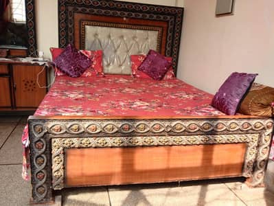 Bed or Dressing table or Sofa Set or phr Do beds available