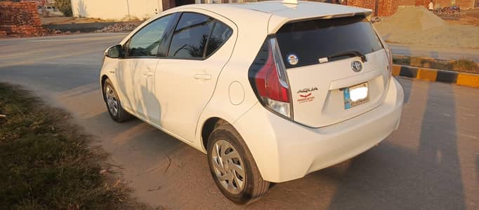 Toyota Aqua 2015
