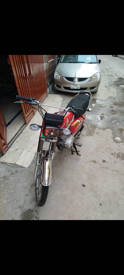 Honda CG 125 in accumulate condition