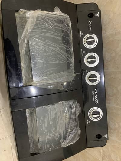 Kenwood washing + drayer machine