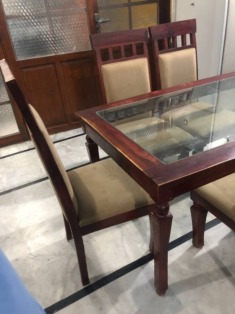 6 seater dining table 1