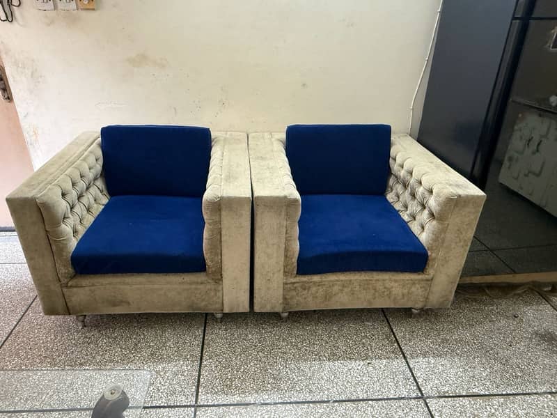 7 Seater Sofa + Centre Table 1