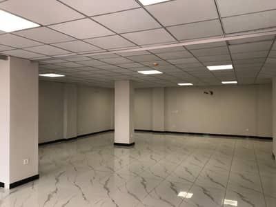 Ready To Move Spaces Available For Rent Total 6880-SQF 2nd Floor:1720-SQF 3rd Floor:1720-SQF 4th Floor :1720-SQF 5th Floor :1720-SQF Location : Business square Gullberg Green.
