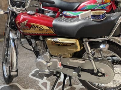 Honda cg 125 gold edition