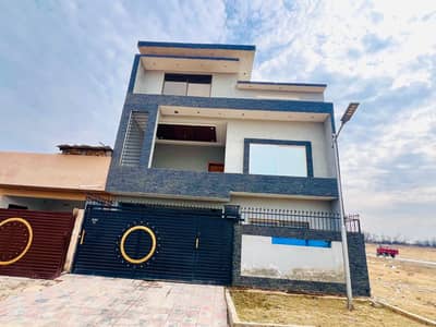 8 MARLA HOUSE FOR SALE F-17 ISLAMABAD ALL FACILITY AVAILABLE
