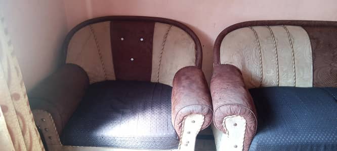 5 seator sofa set  in good condition