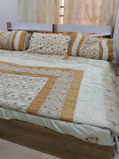 habitt bed with mattress