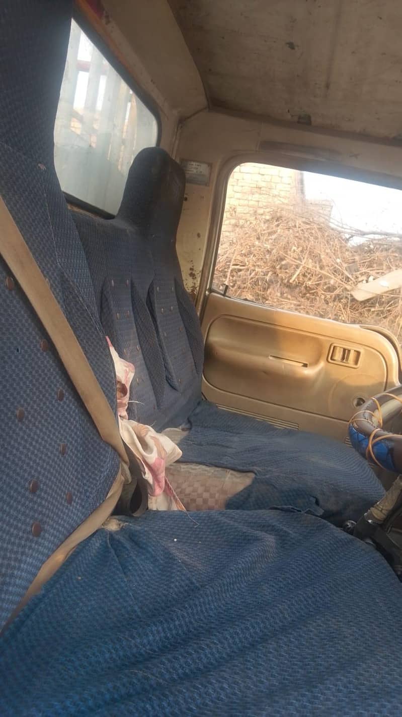 لودھراں ok کنگ پاور 2005 ٹرالی 11 فٹ ڈیمانڈ 12لاکھ ٹوکن ہر چیز 7