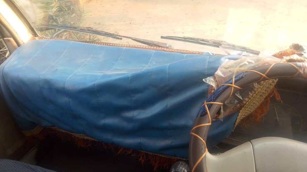 لودھراں ok کنگ پاور 2005 ٹرالی 11 فٹ ڈیمانڈ 12لاکھ ٹوکن ہر چیز 9