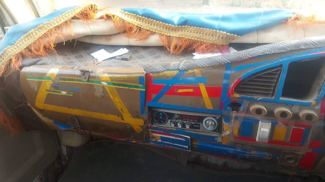 لودھراں ok کنگ پاور 2005 ٹرالی 11 فٹ ڈیمانڈ 12لاکھ ٹوکن ہر چیز 11