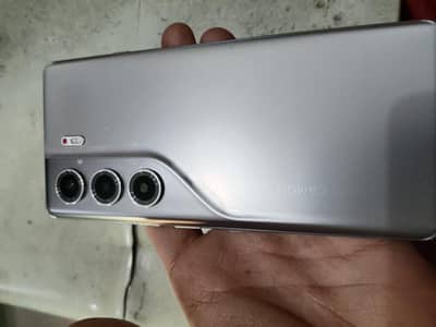 Tecno Camon 40 Pro 8/256