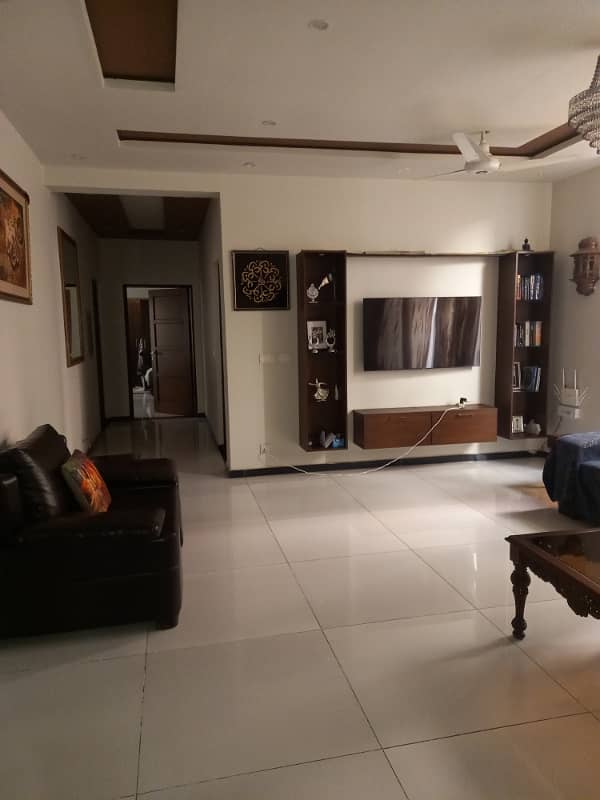 Upper Portion Available For Office 6