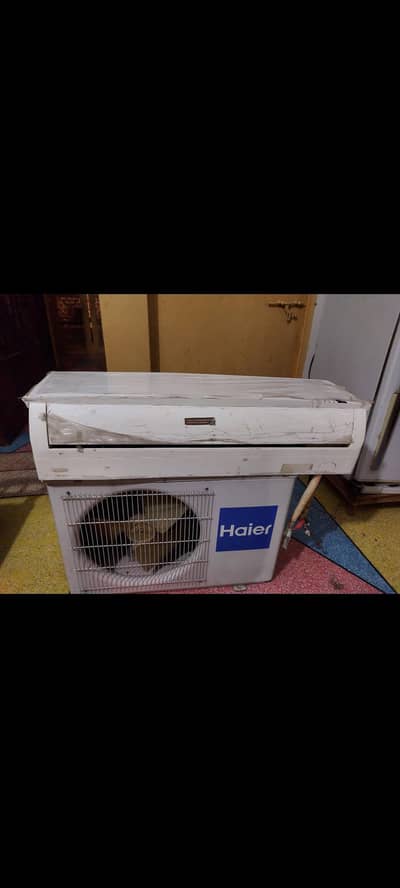 Haier 1.5 Ton Ac White Color in almost new condition