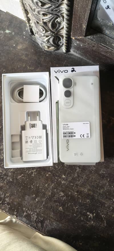 vivo y400 8. . 256