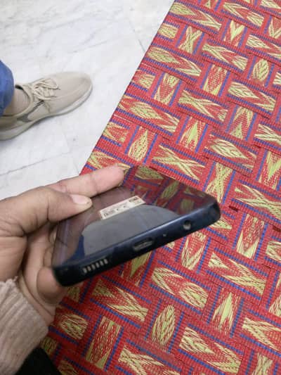 new jasa he ha bht kam use hua ha anda ha mobile