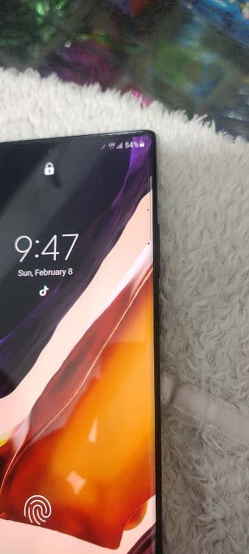 Samsung note 20 ultra 5G. 12 GB Ram. 128 GB Storage