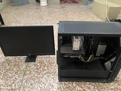 Ryzen 5 5600x Gaming pc with screen for sale Read description