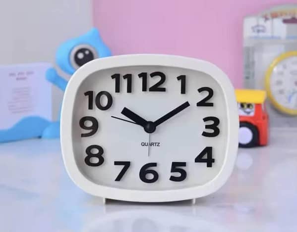 Mini Colorful Cartoon Alarm Clock for Students and Children – Bedside Electronic Gift Clock with Simple Creativity
