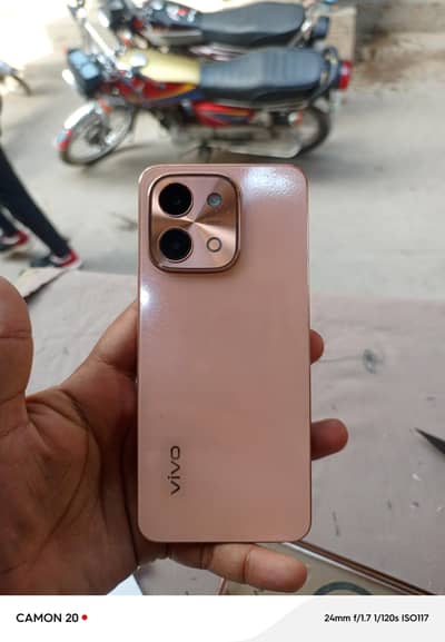 vivo y28 used condition 10/10 box charger ok