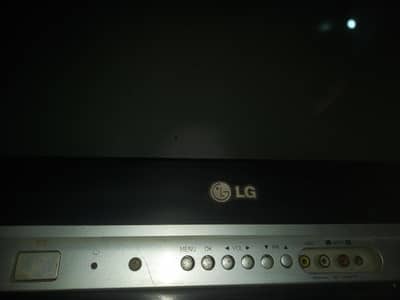 LG TV 21" for sales running and good condition