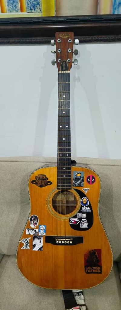 Selling Zen On Suwa Accoustic Guitar with cover 10/10 condition