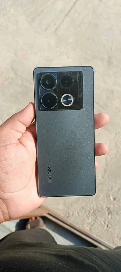 Infinix Note 40